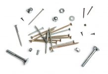 Schroeven, spijkeren en lijmen schroeven en spijkers