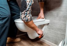 Hangend toilet plaatsen hangend toilet plaatsen