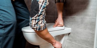 hangend toilet plaatsen