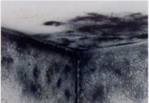 Schimmel verwijderen uit badkamer