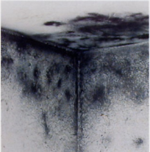 Schimmel verwijderen uit badkamer