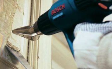 Verwijderen van verf, en tijdrovende klus