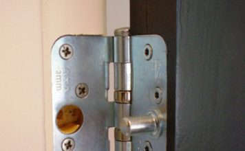 Dievenklauwen in deur en raam monteren dievenklauw