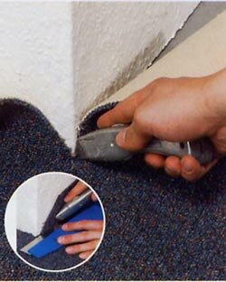 Zelf tapijt leggen, buitenhoeken snijden en afwerken